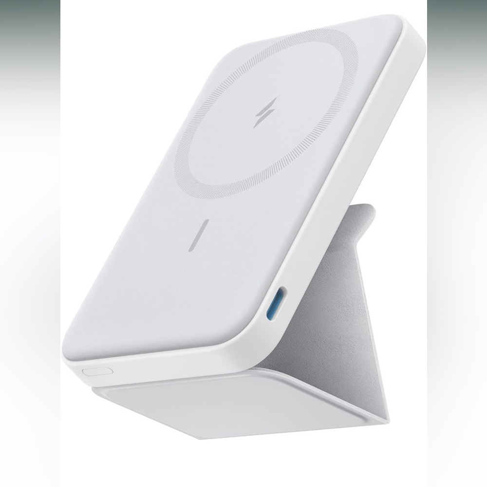 Anker MagGo charger used once!